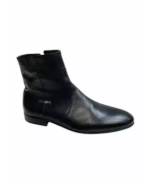 Высокие ботинки