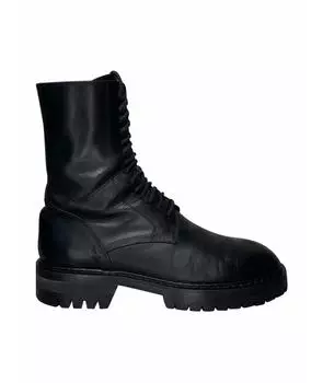 Высокие ботинки