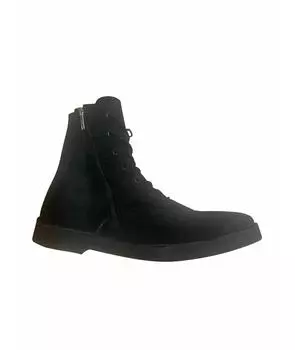 Высокие ботинки