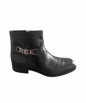 Высокие ботинки