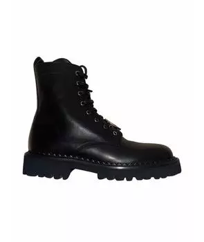 Высокие ботинки