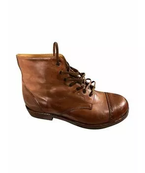 Высокие ботинки