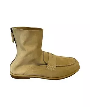 Высокие ботинки