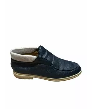 Высокие ботинки