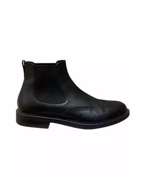 Высокие ботинки