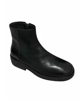 Высокие ботинки