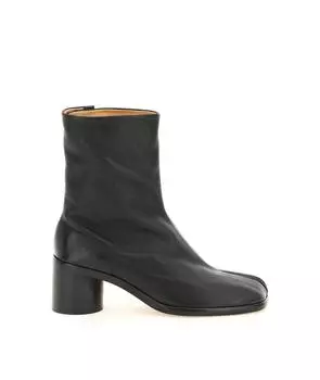 Высокие ботинки