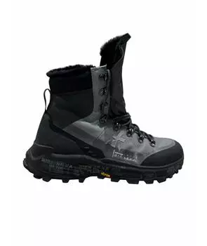 Высокие ботинки