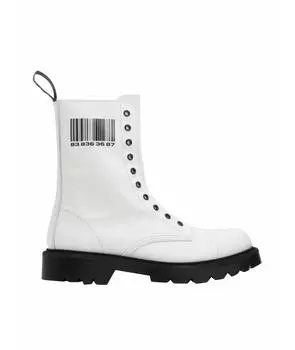 Высокие ботинки