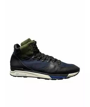 Высокие ботинки