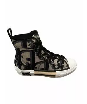 Высокие кроссовки / кеды