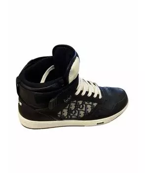 Высокие кроссовки / кеды