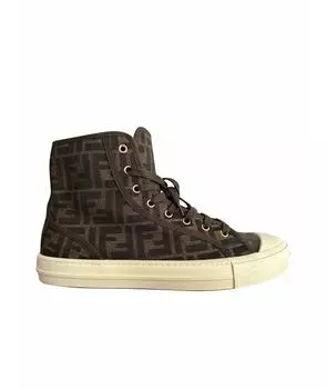 Высокие кроссовки / кеды