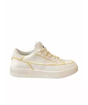 Высокие кроссовки / кеды