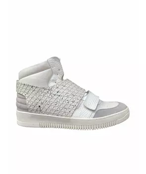 Высокие кроссовки / кеды