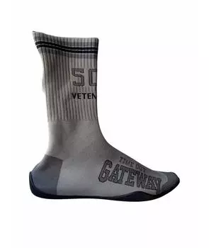 Высокие кроссовки / кеды