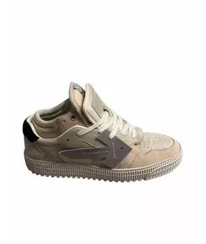 Высокие кроссовки / кеды