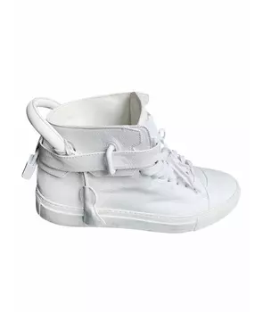 Высокие кроссовки / кеды