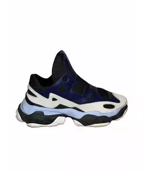 Высокие кроссовки / кеды