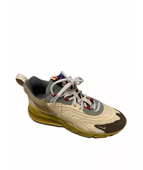 Высокие кроссовки / кеды