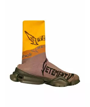 Высокие кроссовки / кеды