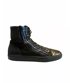 Высокие кроссовки / кеды