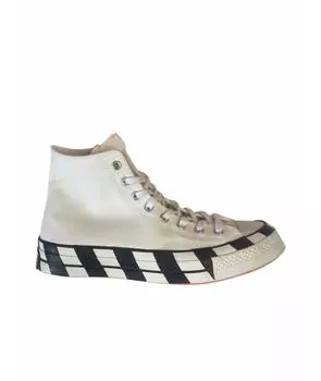 Высокие кроссовки / кеды