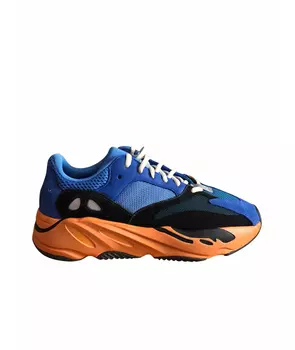 Высокие кроссовки / кеды