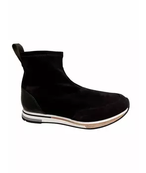 Высокие кроссовки / кеды