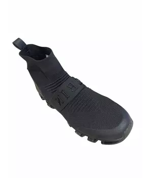 Высокие кроссовки / кеды