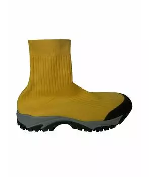 Высокие кроссовки / кеды