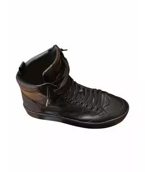 Высокие кроссовки / кеды