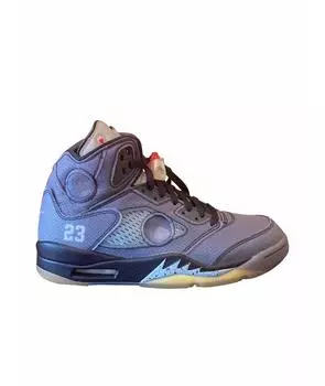 Высокие кроссовки / кеды