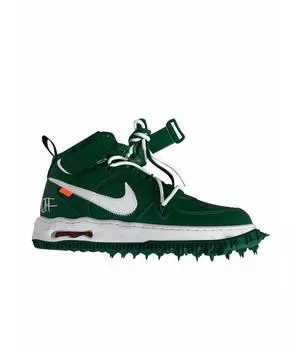 Высокие кроссовки / кеды