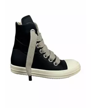 Высокие кроссовки / кеды