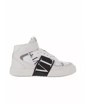 Высокие кроссовки / кеды