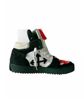 Высокие кроссовки / кеды