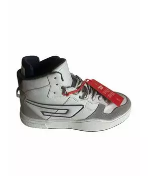 Высокие кроссовки / кеды