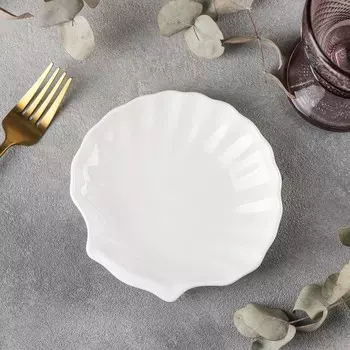 Блюдо (14х15х3 см)