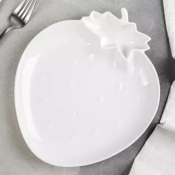 Блюдо Бланш. Клубника (21х3х26 см)