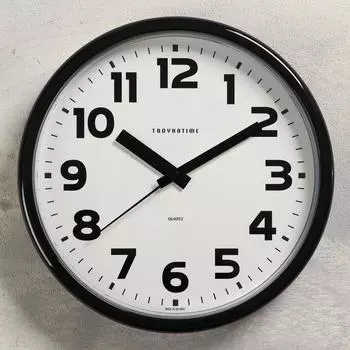 Часы (26х26х4 см)