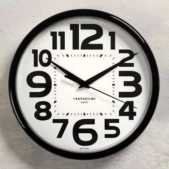 Часы (26х26х4 см)