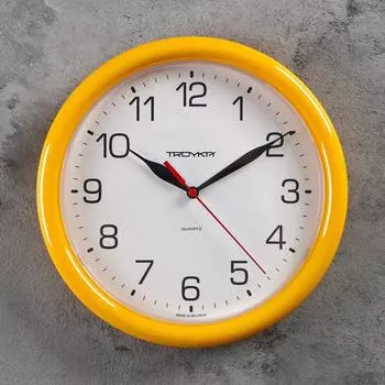 Часы (26х26х4 см)