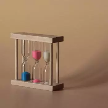 Часы песочные Lys в ассортименте (3х9х9 см)