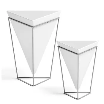 Декор настольный Trigg цвет: белый (15х20х13 см)