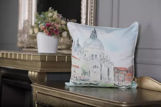 Декоративные подушки ANNA FLAUM