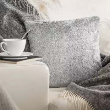 Декоративные подушки ESTIA