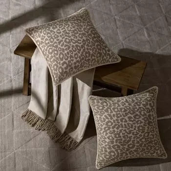 Декоративные подушки Togas