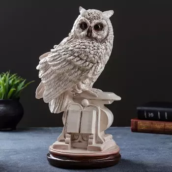 Фигура Сова с книгой на подставке (18х21х34 см)