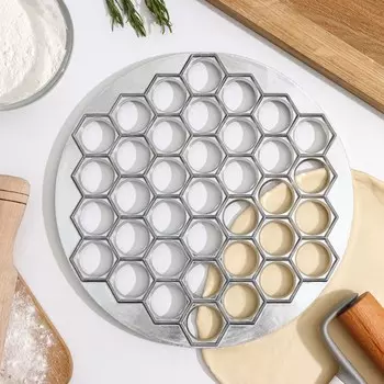 Форма для лепки вареников (25х25х2 см)